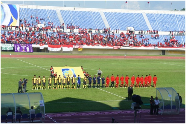 Indonesia U-19 vs Brunei Darussalam U-19 saat Hassanal Bolkiah Trophy berlangsung pada pk 16.00 dan suhu sangat panas